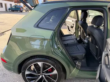 SQ5 3.0Ltr-251kW(341PS) S-Line Matrix