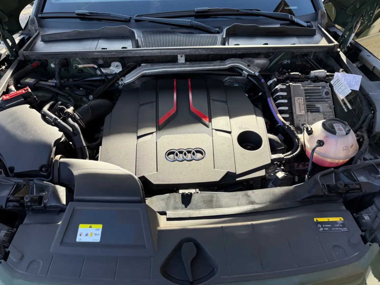 SQ5 3.0Ltr-251kW(341PS) S-Line Matrix