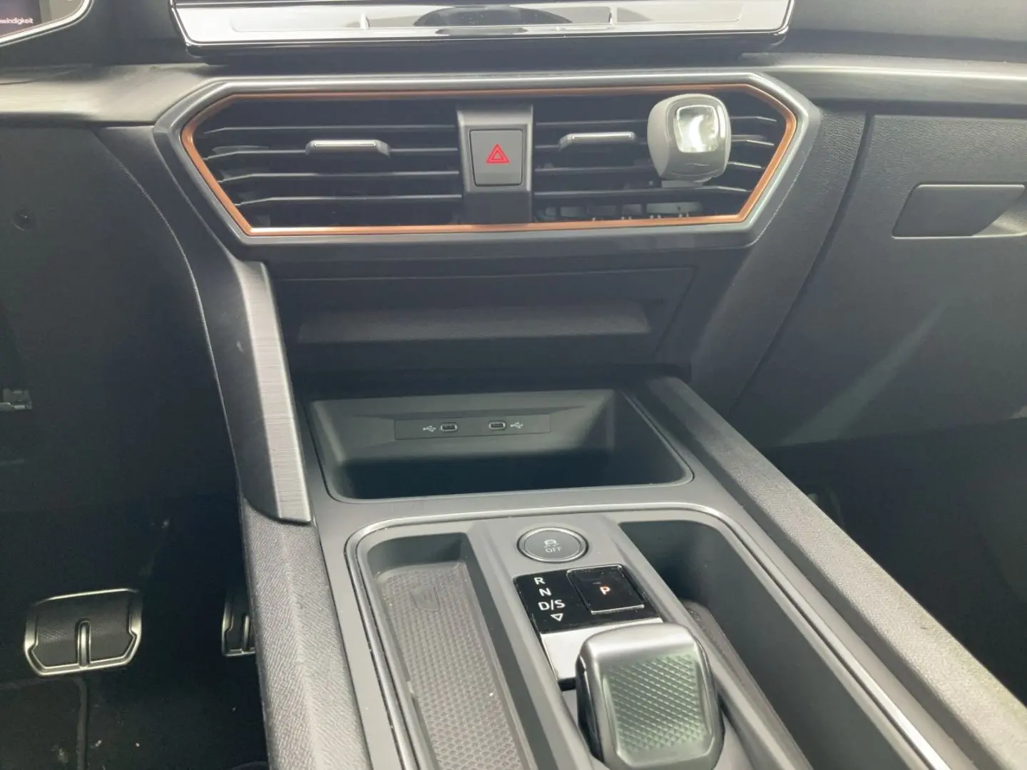 Formentor VZ5 4Drive 2.5 TSI Leder CUP Sitze Bea