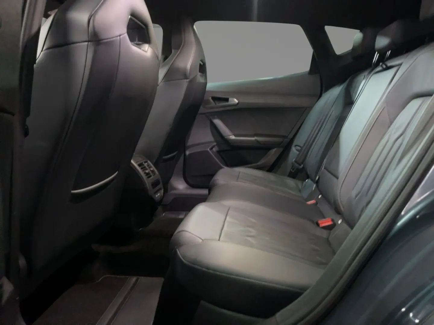 Formentor 2.0TSI VZ 4Drive DSG LED ACC DCC LEDER