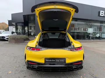 AMG GT 63 4M  AMG Night Carbon Perf. Sitze Lift