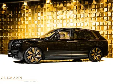 Rolls-Royce Cullinan SERIES II FACELIFT BESPOKE STOCK