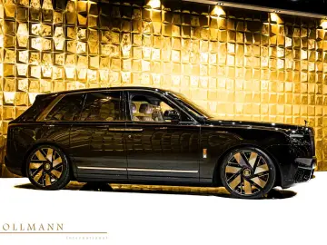 Rolls-Royce Cullinan SERIES II FACELIFT BESPOKE STOCK