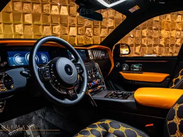 Rolls-Royce Cullinan SERIES II FACELIFT BESPOKE STOCK