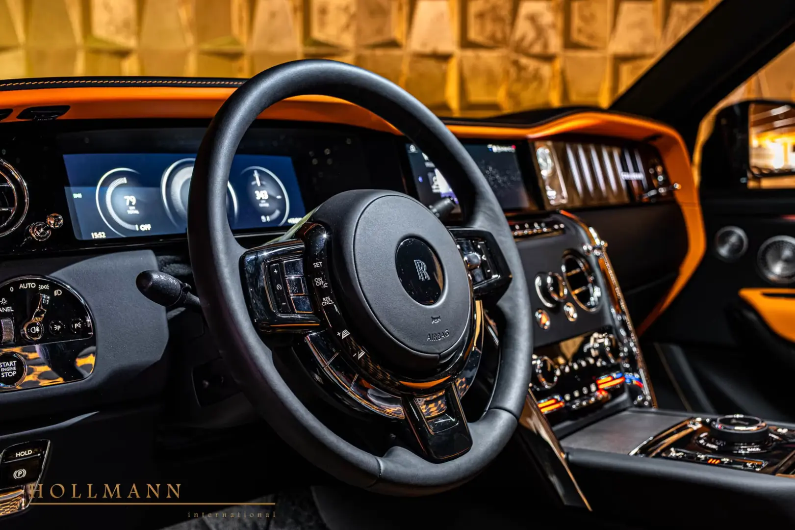 Rolls-Royce Cullinan SERIES II FACELIFT BESPOKE STOCK