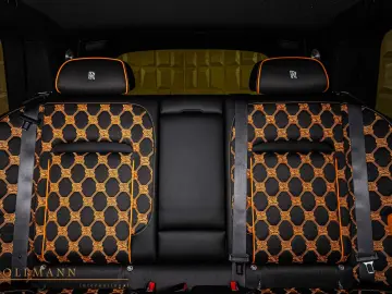 Rolls-Royce Cullinan SERIES II FACELIFT BESPOKE STOCK