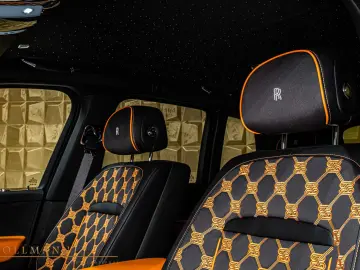 Rolls-Royce Cullinan SERIES II FACELIFT BESPOKE STOCK