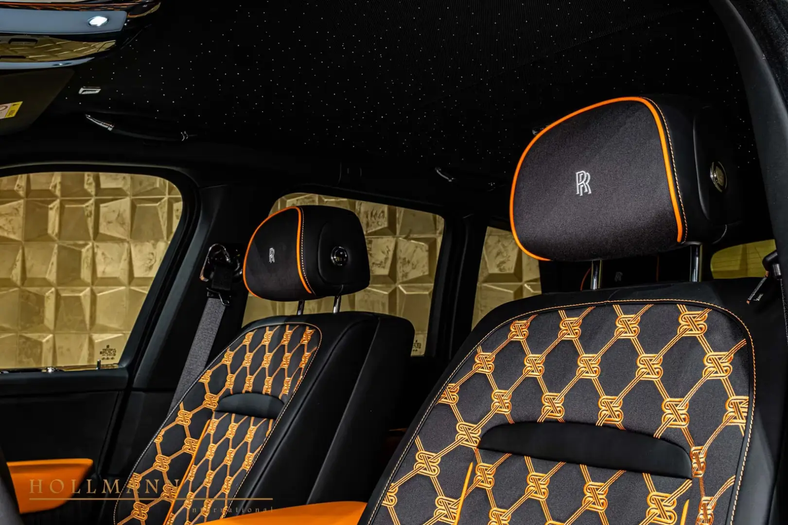 Rolls-Royce Cullinan SERIES II FACELIFT BESPOKE STOCK