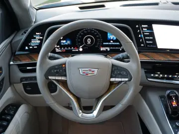 Escalade Platinum ESV 6.2l V8 7-Si Lang HUD MWST