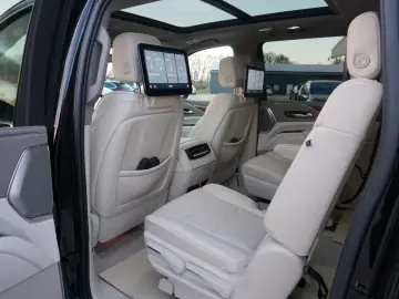Escalade Platinum ESV 6.2l V8 7-Si Lang HUD MWST