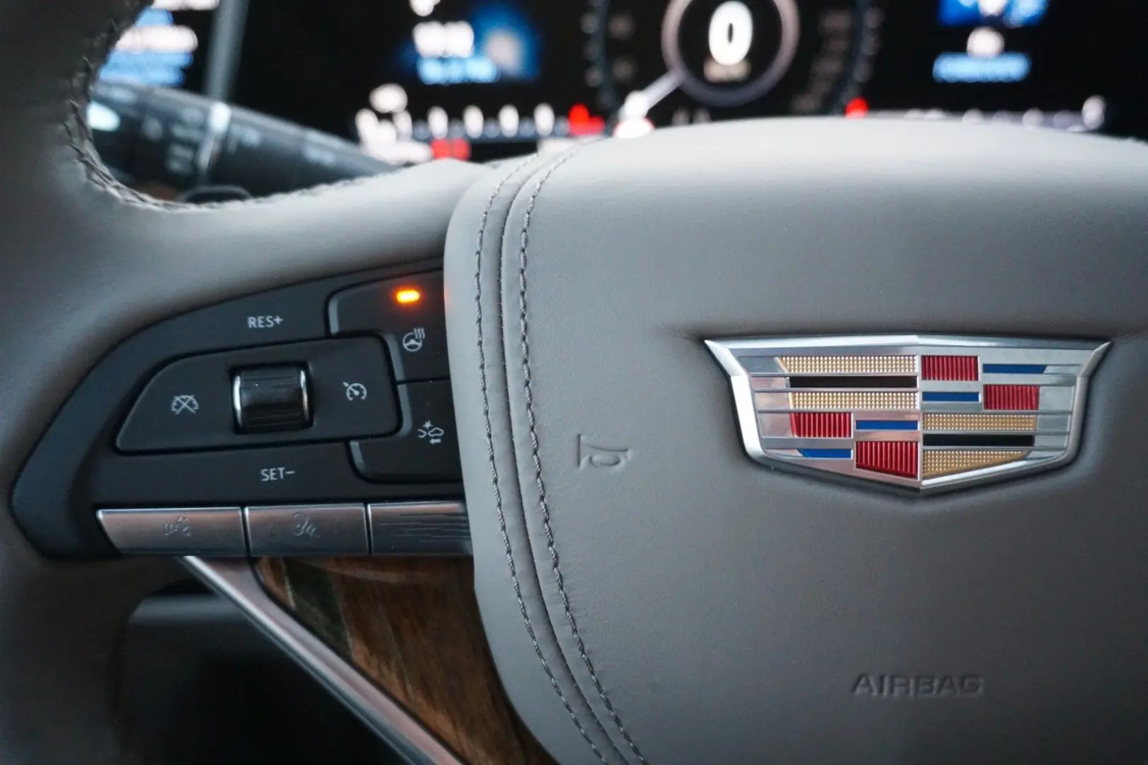 Escalade Platinum ESV 6.2l V8 7-Si Lang HUD MWST