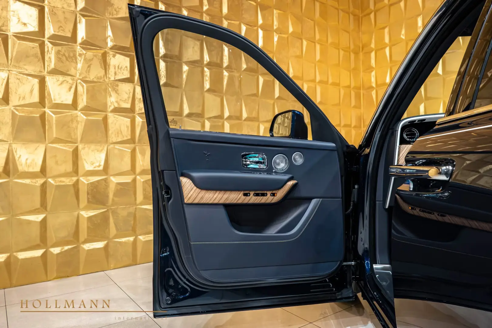 Rolls-Royce Cullinan SERIES II   SHOOTING STAR   BESPOKE