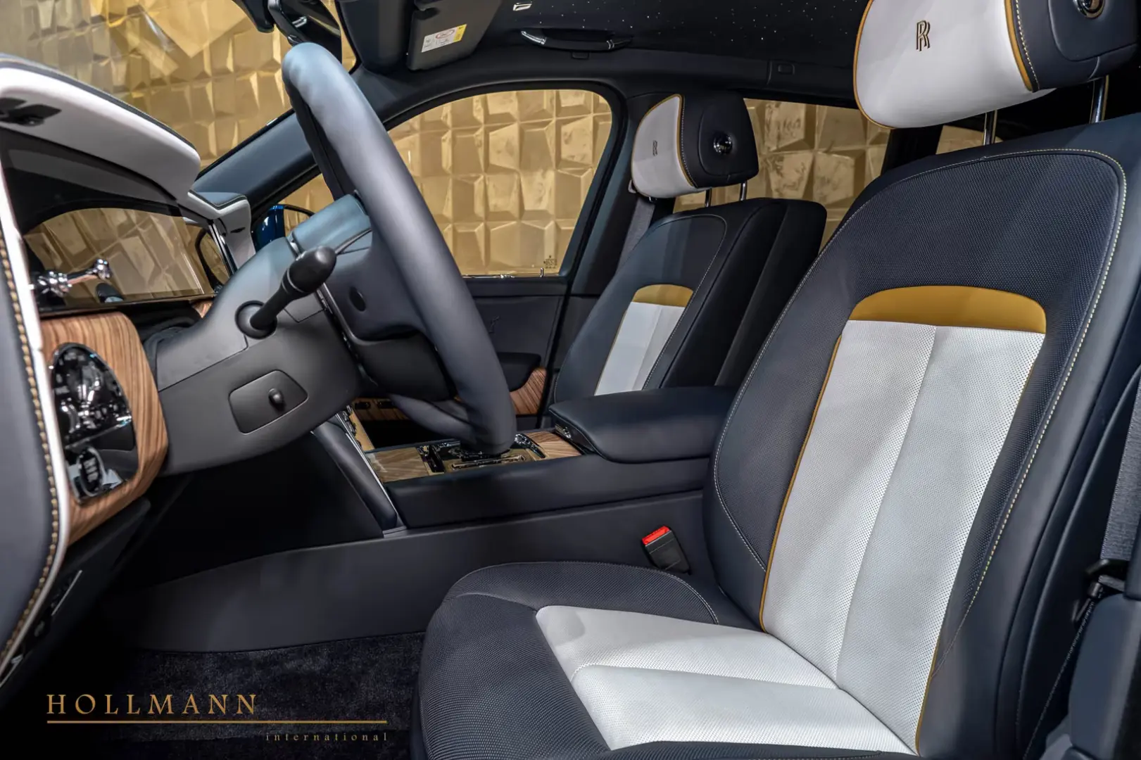 Rolls-Royce Cullinan SERIES II   SHOOTING STAR   BESPOKE