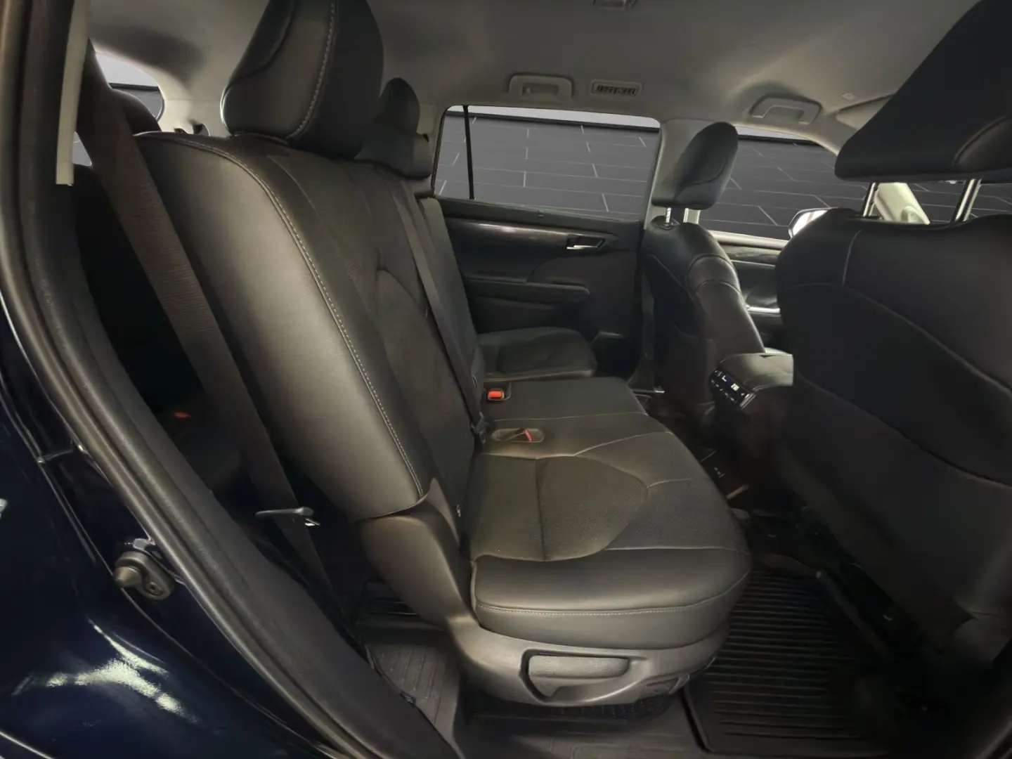 Highlander Hybrid Luxury