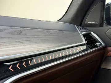 X7 xDrive40d M Sport Pro Sky Massage Sitzlüftung