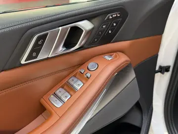 X7 xDrive40d M Sport Pro Sky Massage Sitzlüftung