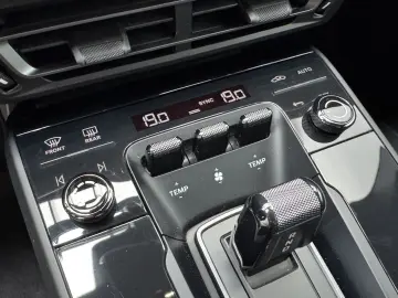 992 Carrera GTS LEDMatrix Bose PASM Kamera