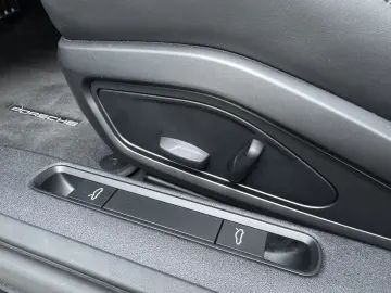 992 Carrera GTS LEDMatrix Bose PASM Kamera