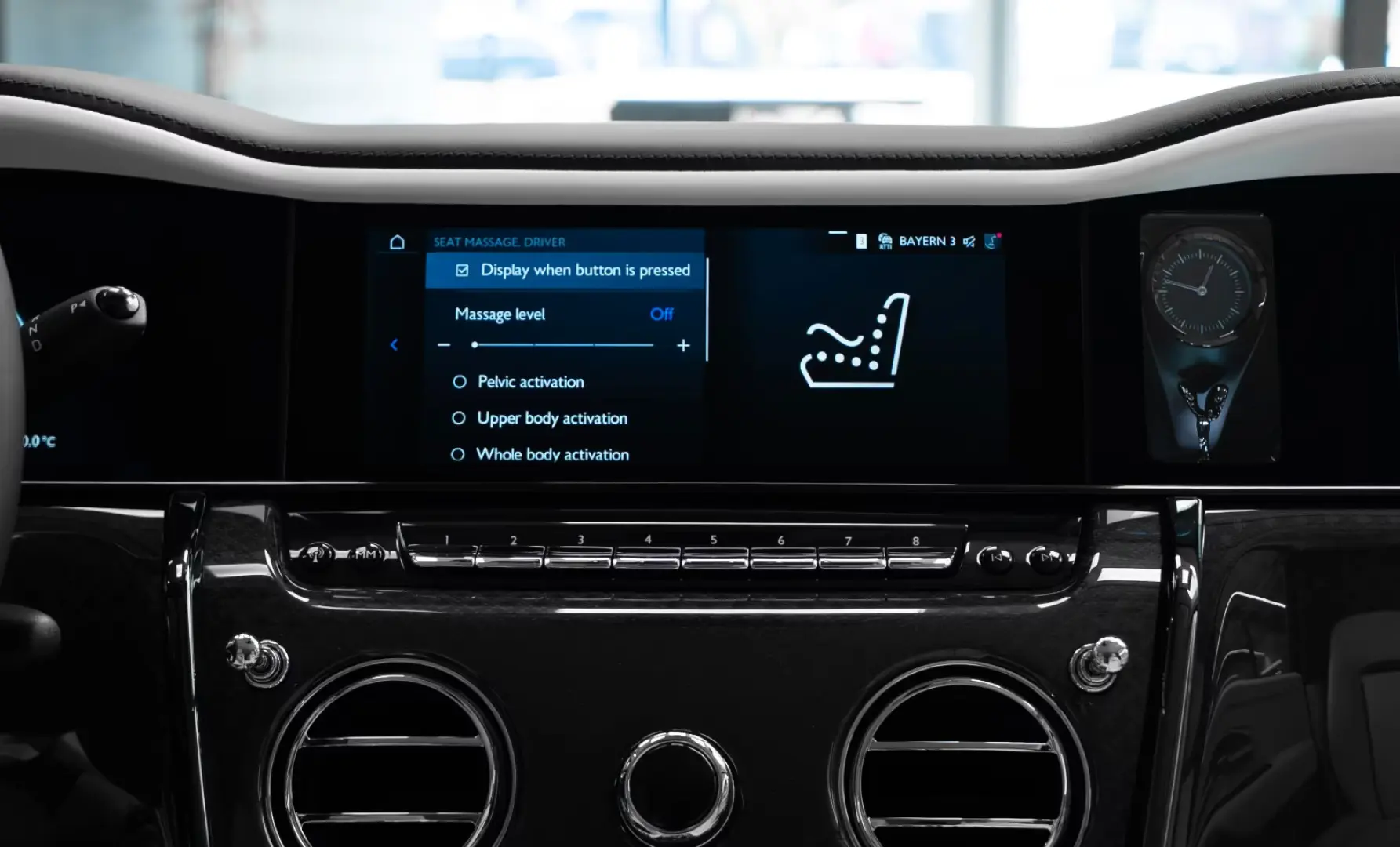 Rolls-Royce Cullinan BLACK BADGE 2025 WHITE WHITE VIP