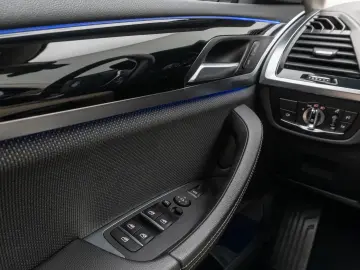 X3 xD20d xLine Kamera HUD DAB Alarm Komfort 19