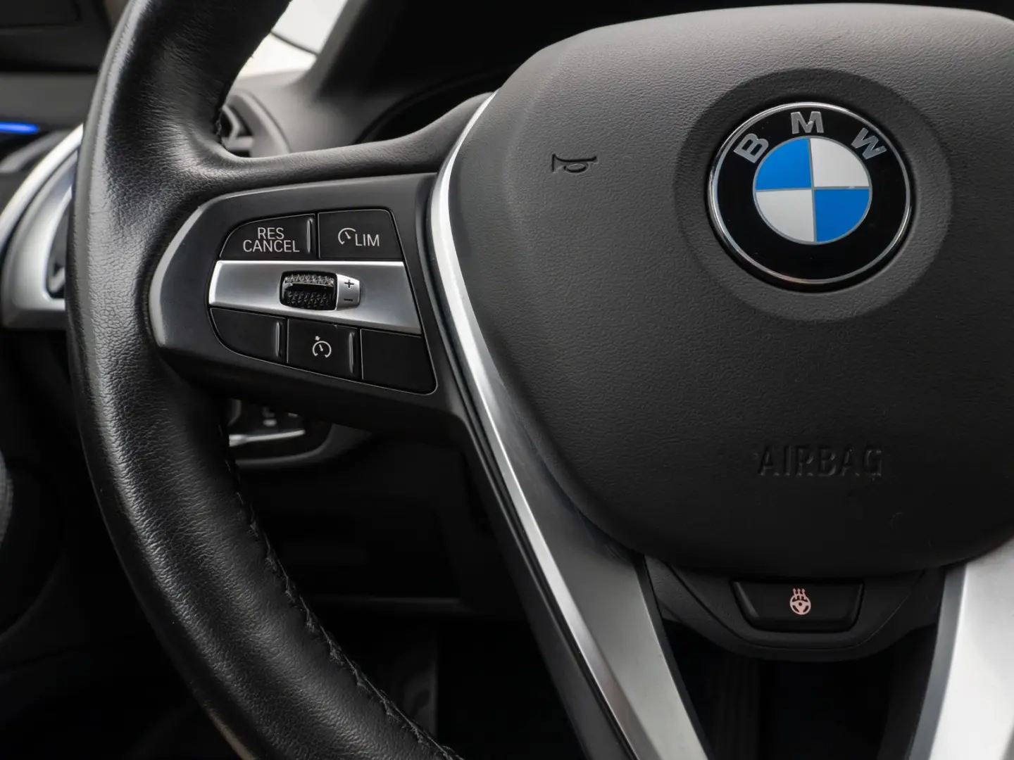 X3 xD20d xLine Kamera HUD DAB Alarm Komfort 19