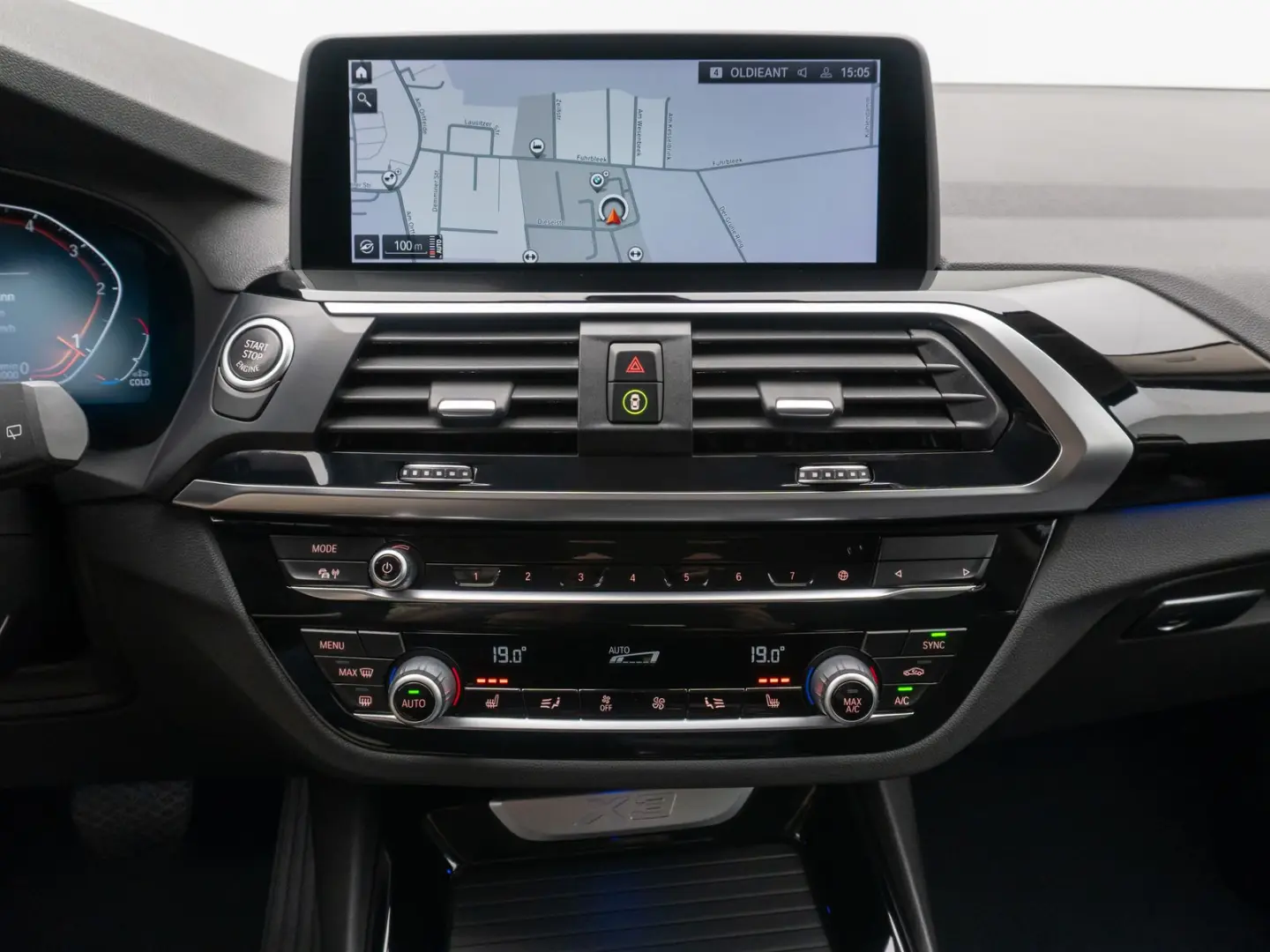 X3 xD20d xLine Kamera HUD DAB Alarm Komfort 19