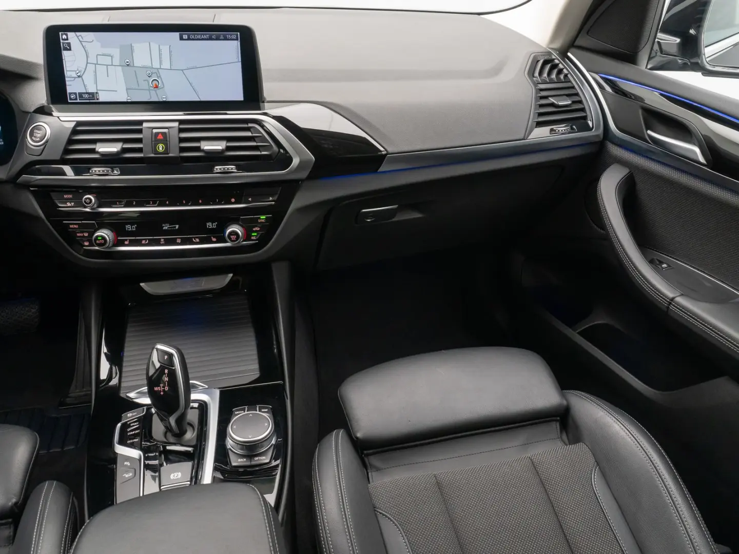 X3 xD20d xLine Kamera HUD DAB Alarm Komfort 19