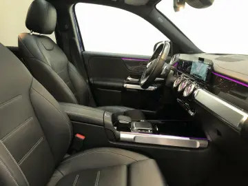 GLB 250 4M AMG NIGHT Distr Pano AHK 360  7-Sitze