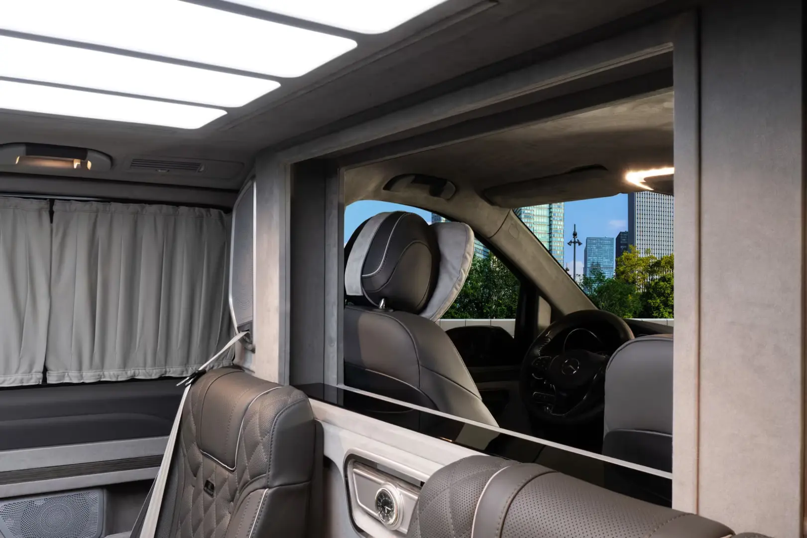 Mercedes-Benz V 300 - V-Class 2025