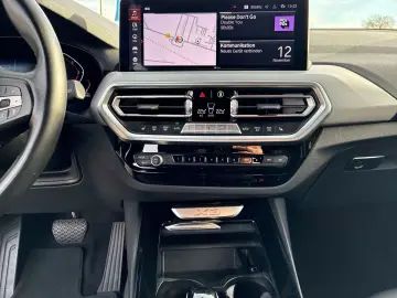 X3 xDrive20d NAVI AHK PARKASSIST DAB LED