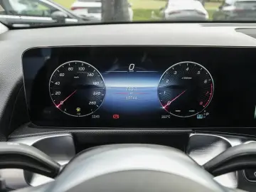 GLB 250 4M Progressive Multibeam-LED AHK 7-Sitze