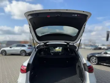 GLC 300 4M AMG Night Pano AHK Dist 360  Sound 20