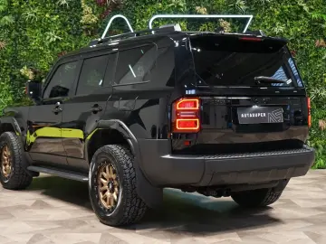 Land Cruiser EXECUTIVE AUX.HEAT JBL 74.545€NETTO