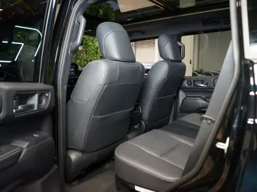 Land Cruiser EXECUTIVE AUX.HEAT JBL 74.545€NETTO