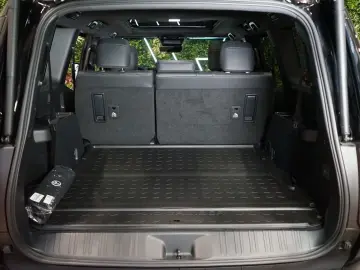 Land Cruiser EXECUTIVE AUX.HEAT JBL 74.545€NETTO