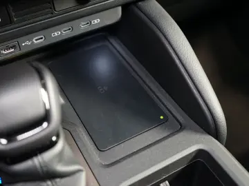 Land Cruiser EXECUTIVE AUX.HEAT JBL 74.545€NETTO