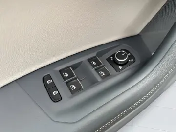 Touareg 3.0 TDI 4Motion Elegance HuD LEDER ACC