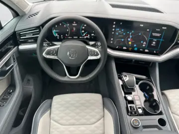 Touareg 3.0 TDI 4Motion Elegance HuD LEDER ACC