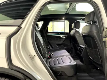 Touareg 3.0 TSI R Line One Million BlackStyle