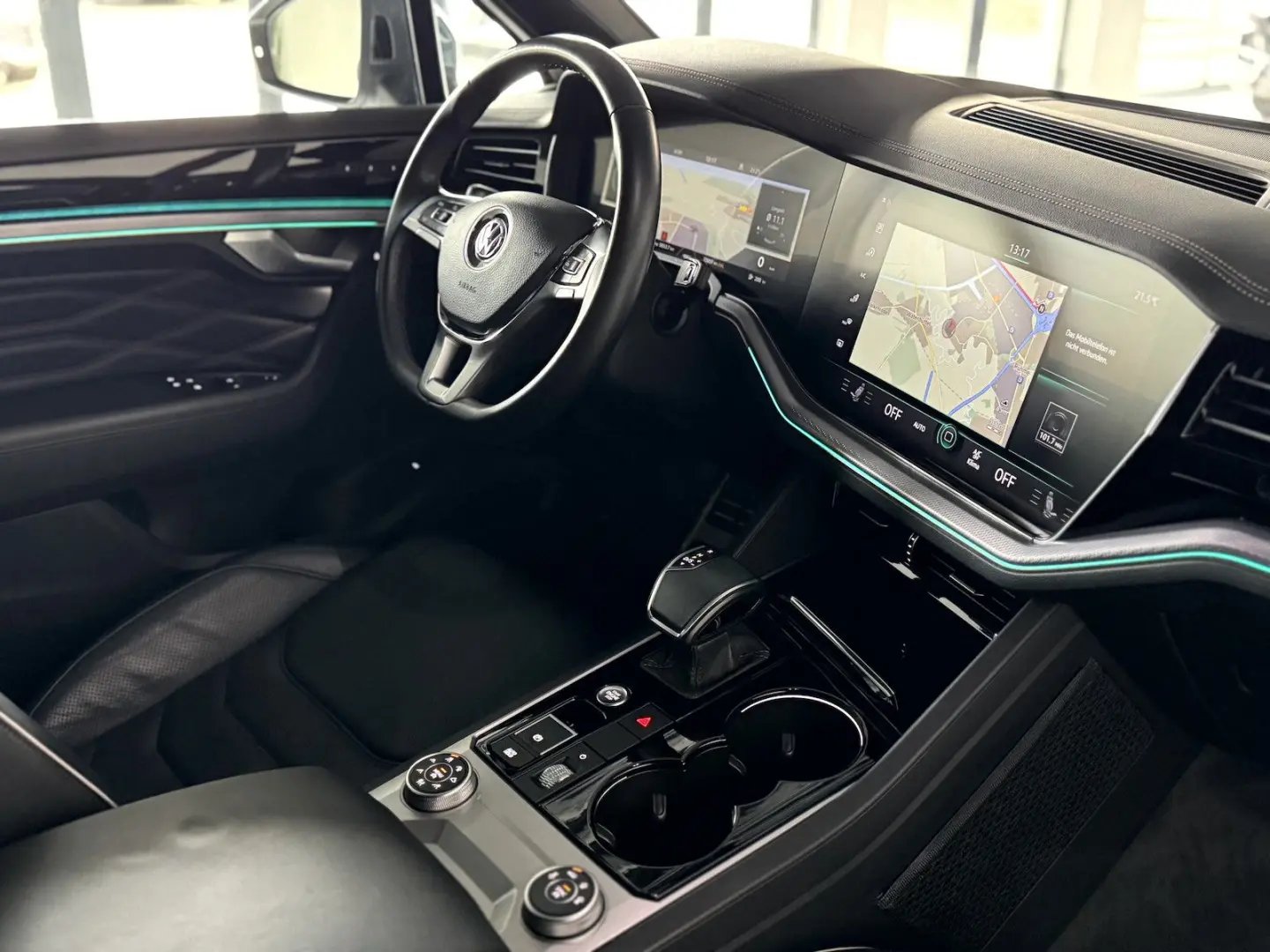 Touareg 3.0 TSI R Line One Million BlackStyle