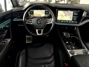 Touareg 3.0 TSI R Line One Million BlackStyle