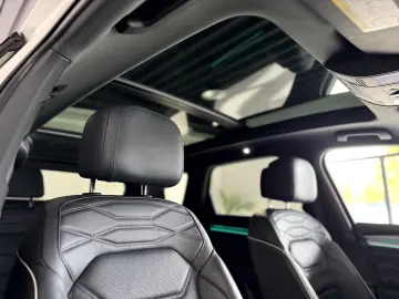 Touareg 3.0 TSI R Line One Million BlackStyle