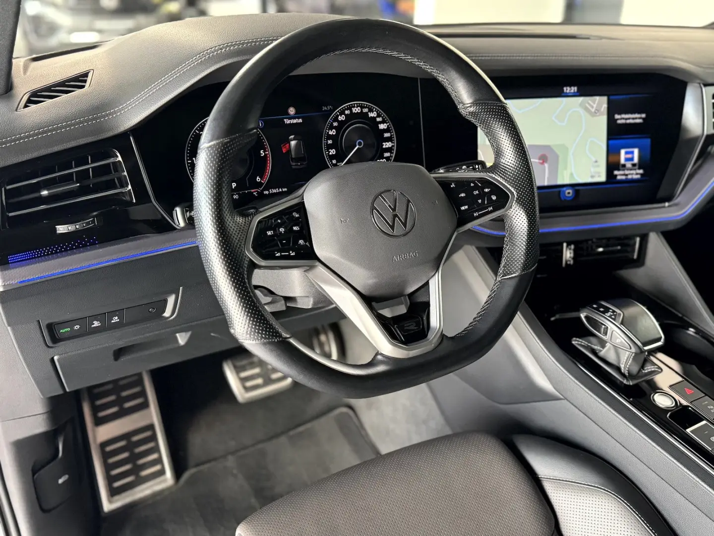 Touareg 3.0TDI 4Motion R Line BlackStyle Pano IQ