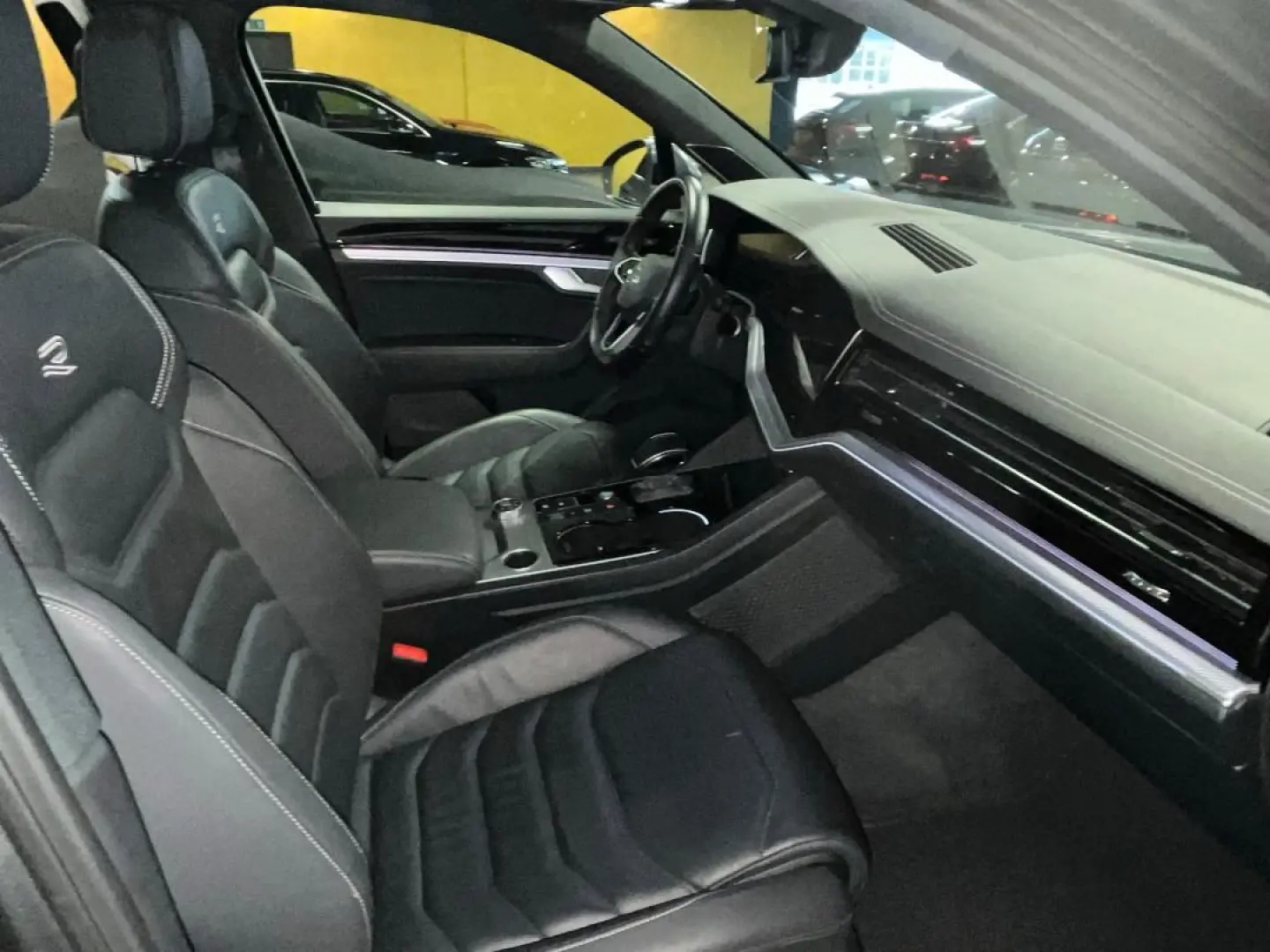 Touareg R-Line 3.0 TSI 4mot Tiptronic  Traumauss