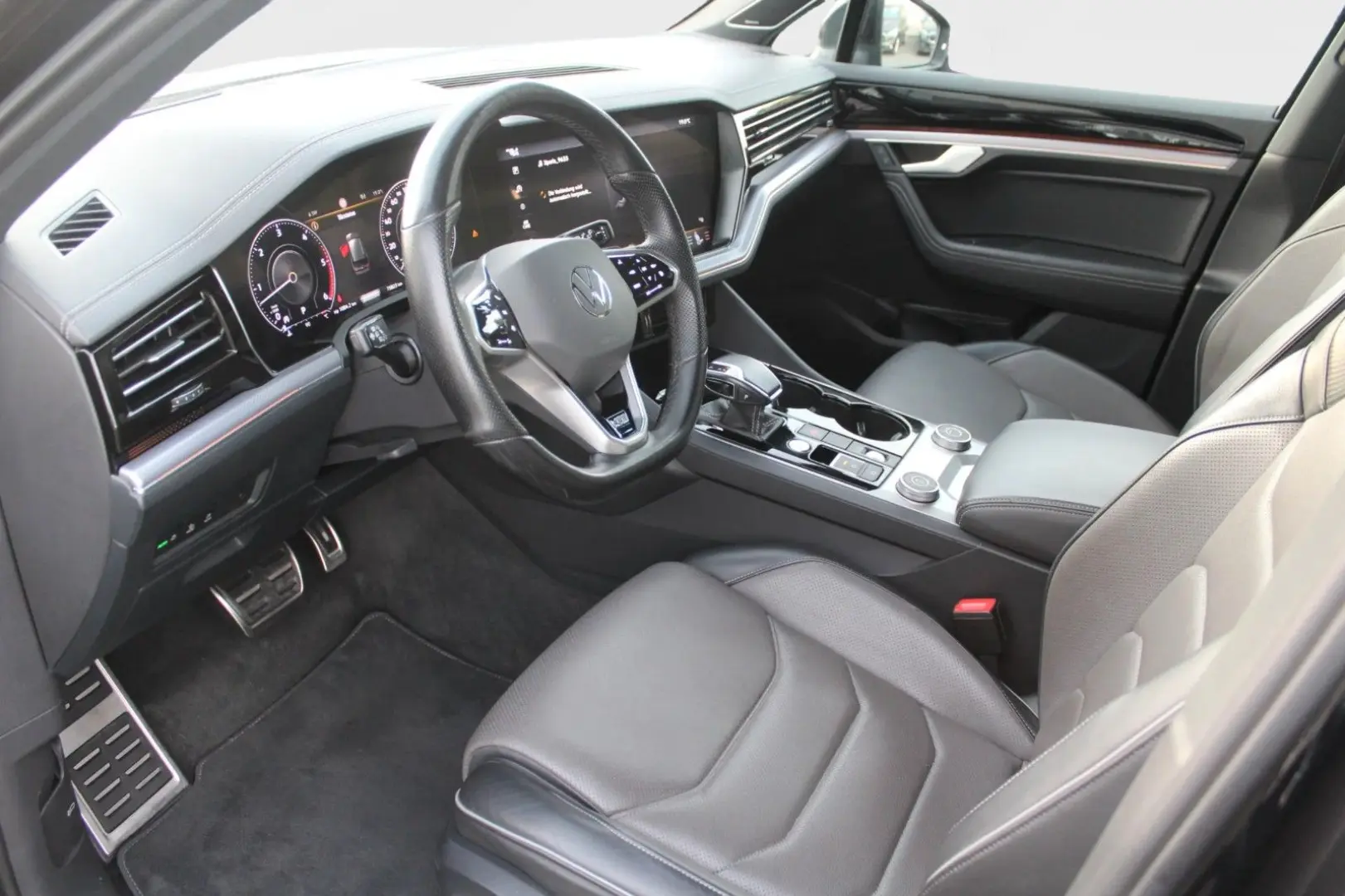 Touareg R-Line 4M Head-Up Leder Nachtsicht #855