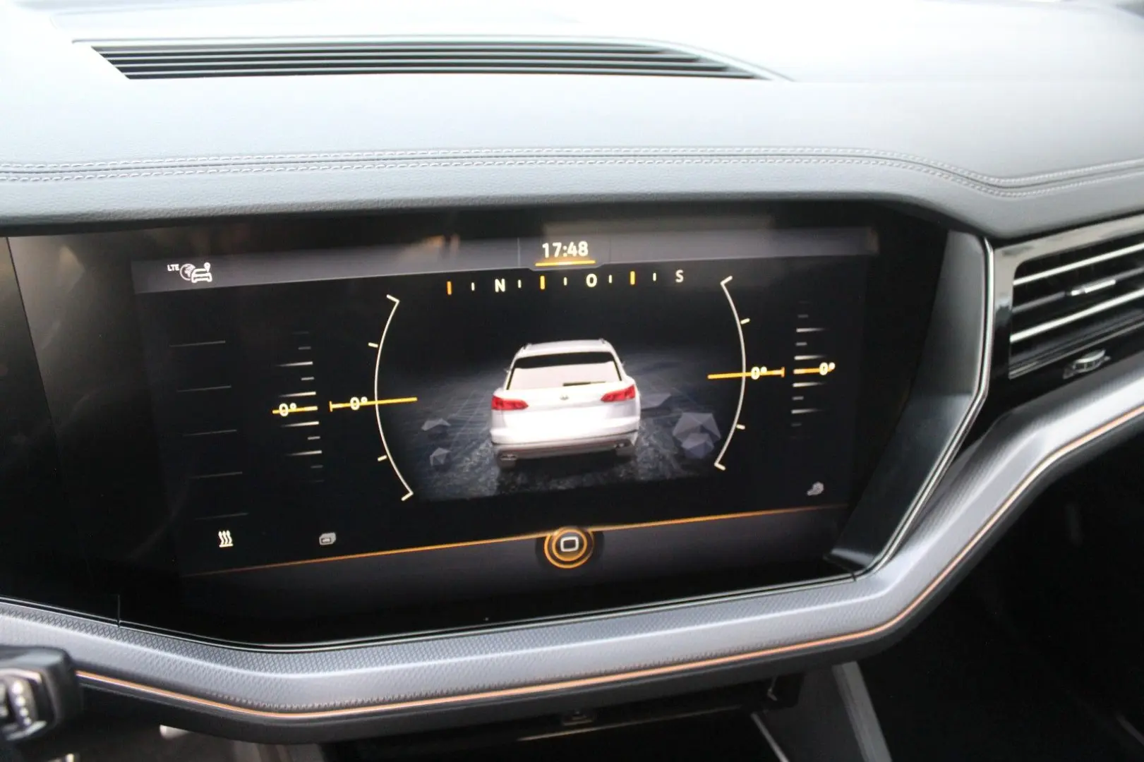 Touareg R-Line 4M Head-Up Leder Nachtsicht #855