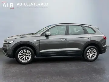 Touareg Basis 4Motion ACC PANO 1.HAND NAVI TOP