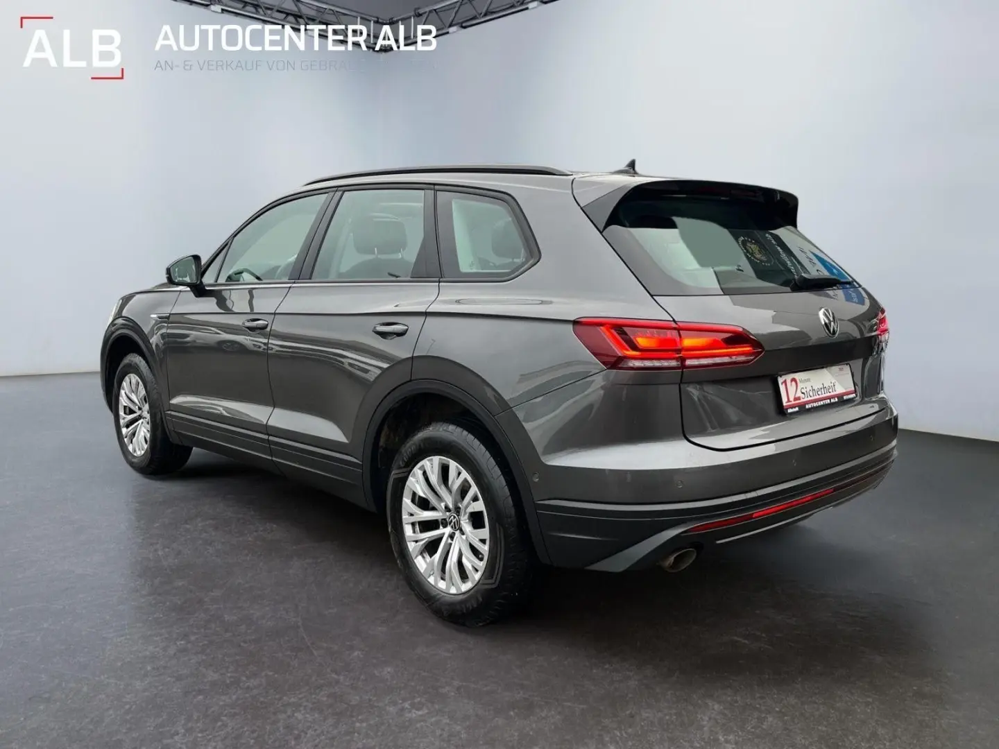 Touareg Basis 4Motion ACC PANO 1.HAND NAVI TOP
