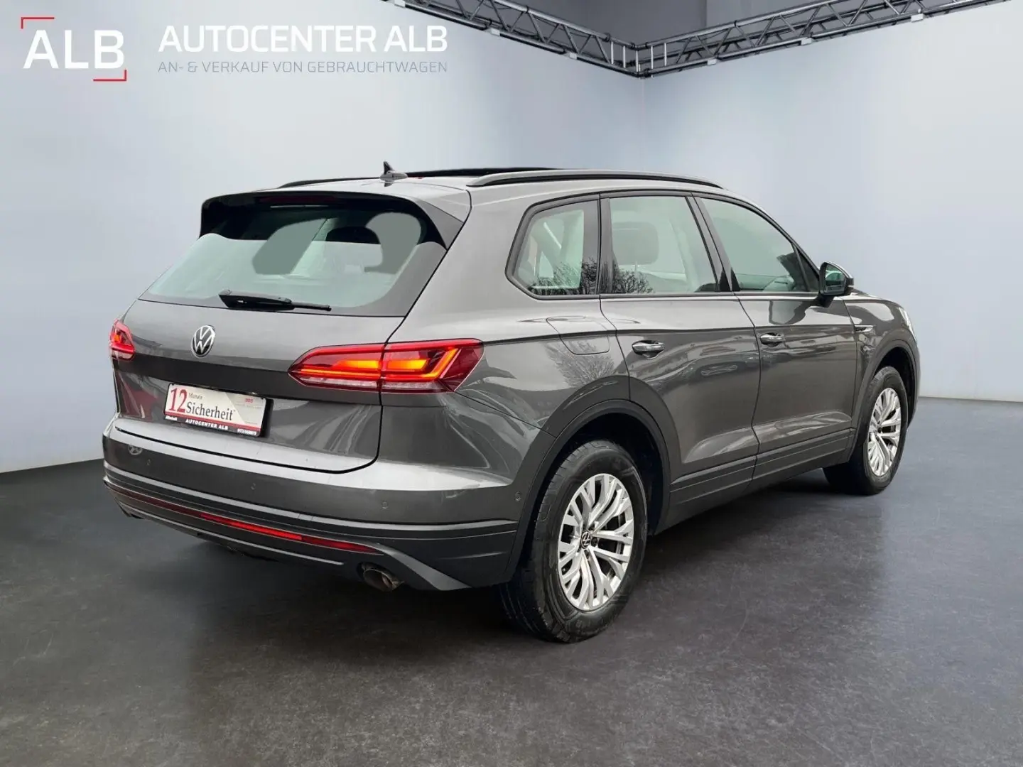 Touareg Basis 4Motion ACC PANO 1.HAND NAVI TOP