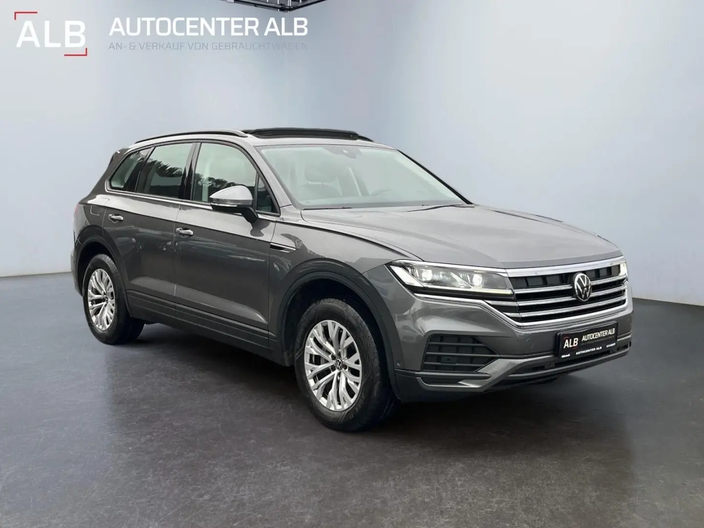 Touareg Basis 4Motion ACC PANO 1.HAND NAVI TOP